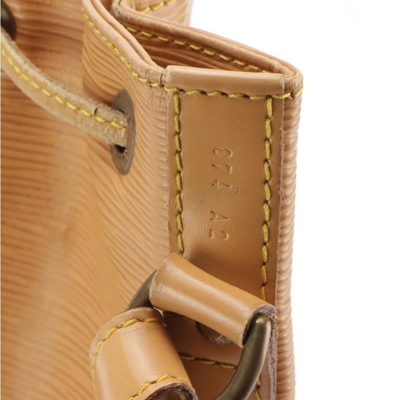 🌟🌟SOLD🌟🌟LOUIS VUITTON Noé GM Bag in Winnipeg Sable Epi Leather - Picture 6 of 7